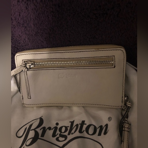 Brighton Leather Zip Around Wristlet Wallet - Picture 4 of 8